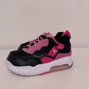 Jordan MA2 (Little Kid)
